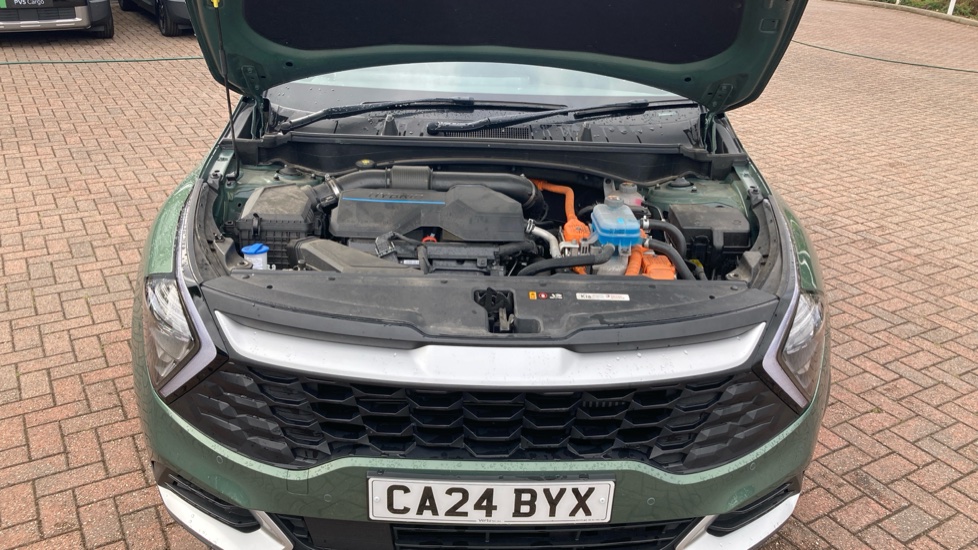 Kia Sportage 1.6T GDi PHEV 3 5dr Auto AWD Estate - Image 8