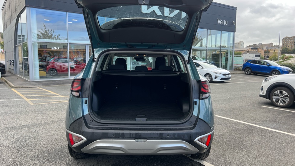 Kia Sportage 1.6T GDi ISG 2 5dr Petrol Estate - Image 4