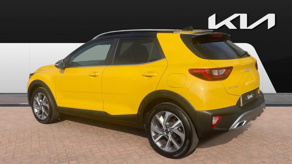 Kia Stonic 1.0T GDi 48V GT-Line S 5dr DCT Petrol Estate - Image 2