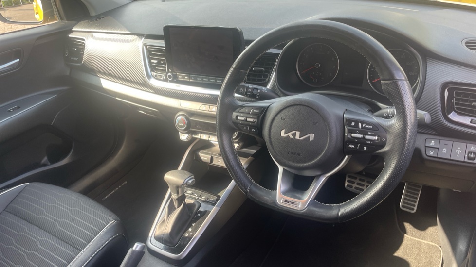 Kia Stonic 1.0T GDi 48V GT-Line S 5dr DCT Petrol Estate - Image 11