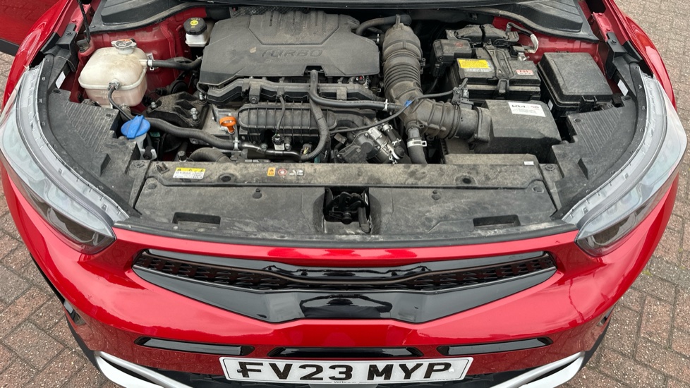 Kia Stonic 1.0T GDi 48V GT-Line S 5dr Petrol Estate - Image 8