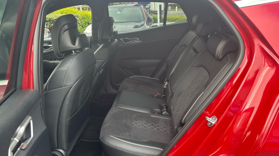 Kia Sportage 1.6T GDi ISG GT-Line 5dr Petrol Estate - Image 16