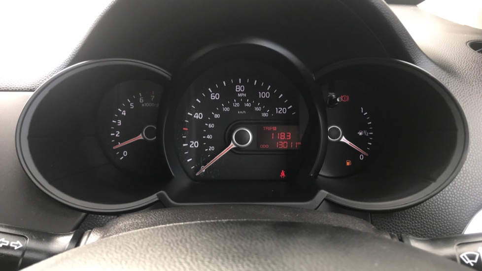 Kia Picanto 1.0 1 5dr Petrol Hatchback - Image 18