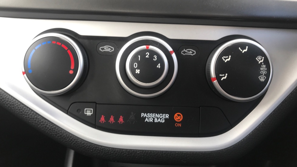 Kia Picanto 1.0 1 5dr Petrol Hatchback - Image 23