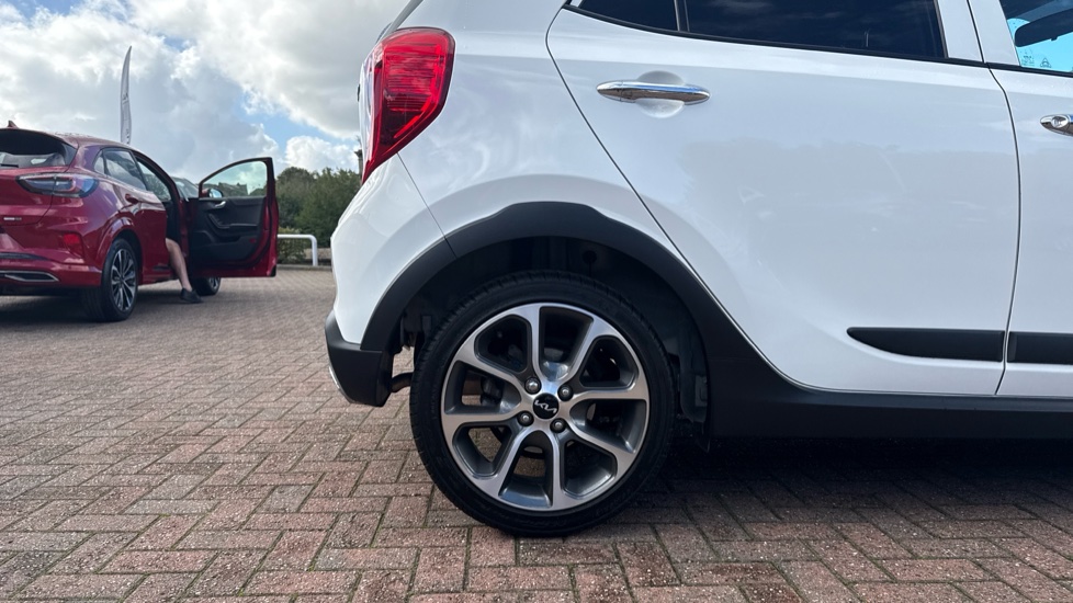 Kia Picanto 1.0 X-Line S 5dr Auto Petrol Hatchback - Image 7