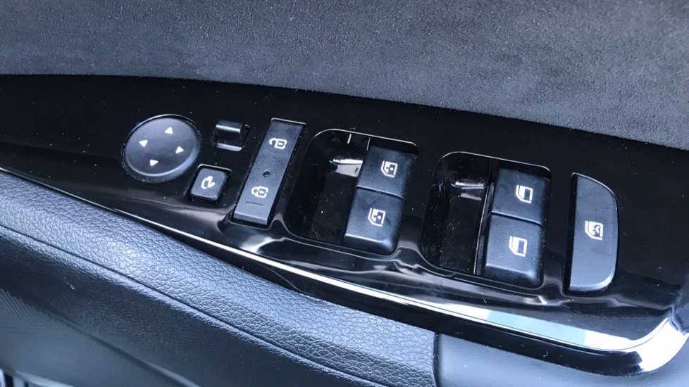 Kia Sportage 1.6T GDi 207 HEV GT-Line S 5dr Auto Hybrid Estate - Image 23