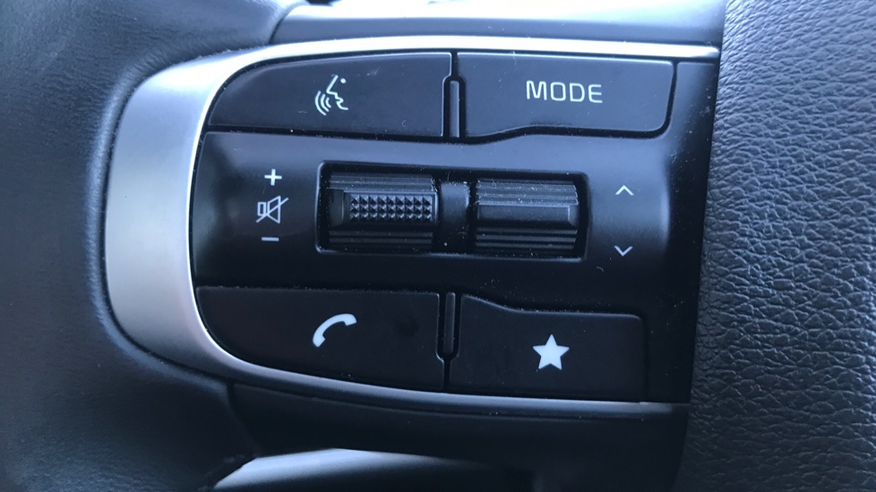 Kia Sportage 1.6T GDi 207 HEV GT-Line S 5dr Auto Hybrid Estate - Image 39