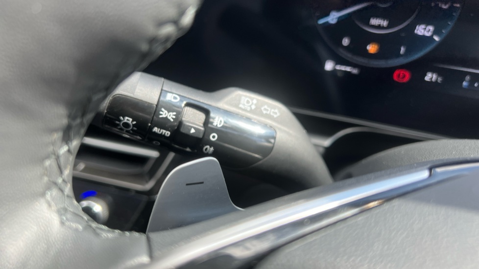Kia Niro 1.6 GDi 127 Hybrid 4 5dr DCT Hybrid Estate - Image 24