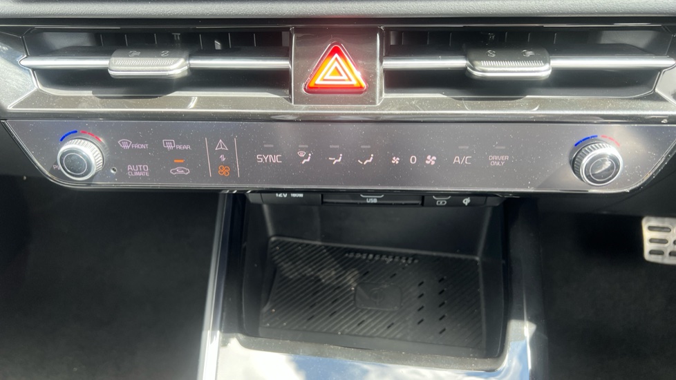 Kia Niro 1.6 GDi 127 Hybrid 4 5dr DCT Hybrid Estate - Image 26