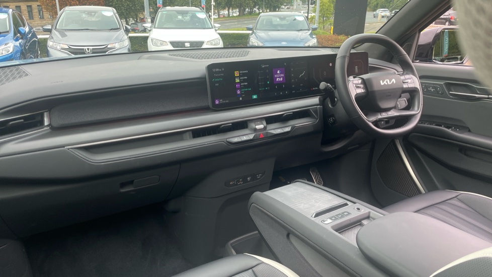 Kia EV9 282kW GT-Line S 99.8kWh AWD 5dr [6St] Auto Electric Estate - Image 9
