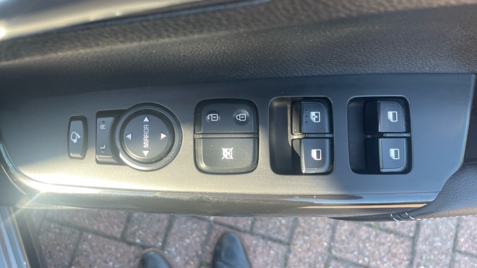 Kia Picanto 1.2 GT-line S 5dr Petrol Hatchback - Image 44