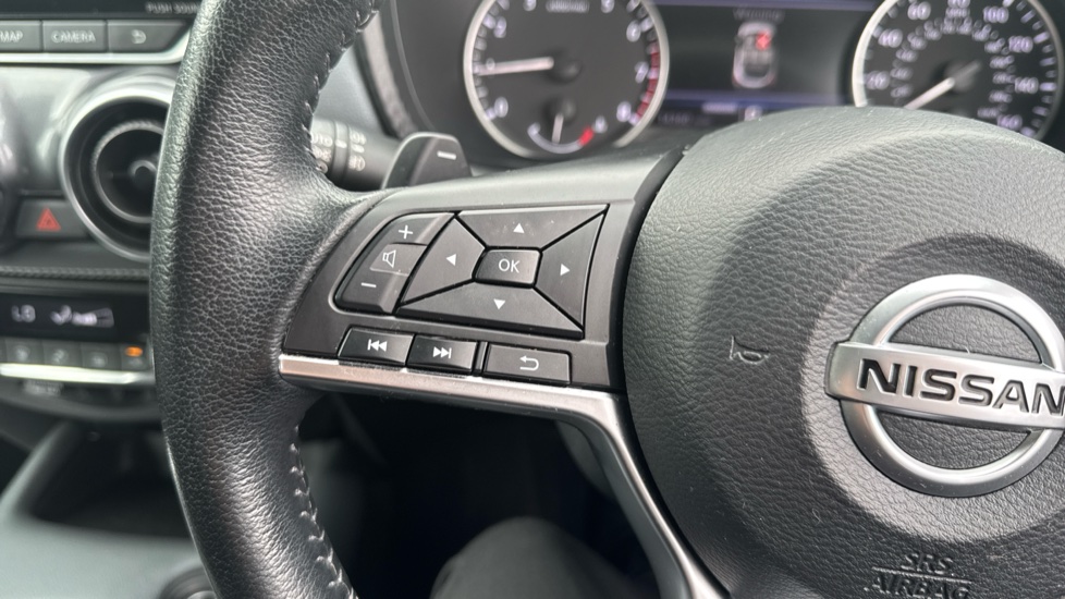 Nissan Juke 1.0 DiG-T N-Connecta 5dr DCT Petrol Hatchback - Image 25