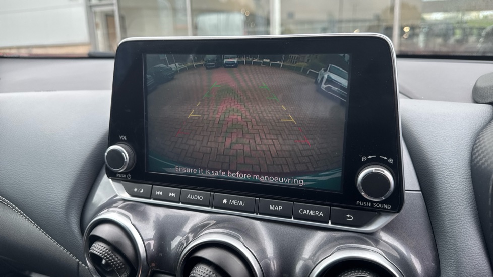 Nissan Juke 1.0 DiG-T N-Connecta 5dr DCT Petrol Hatchback - Image 30