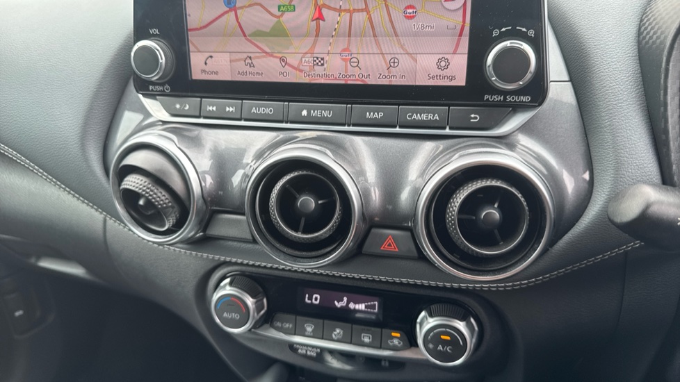 Nissan Juke 1.0 DiG-T N-Connecta 5dr DCT Petrol Hatchback - Image 31