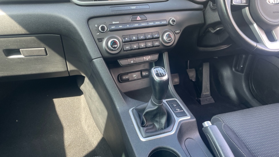 Kia Sportage 1.6 GDi ISG 2 5dr Petrol Estate - Image 13