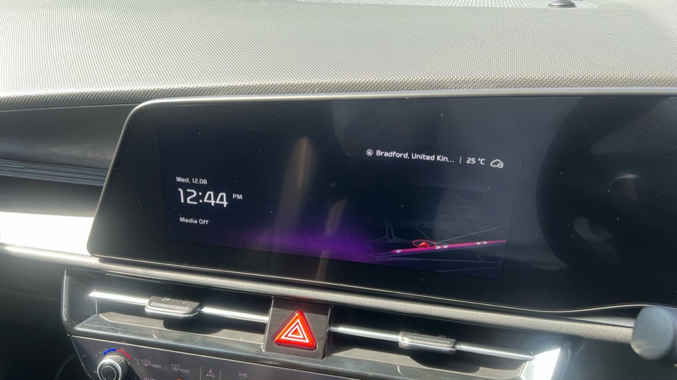 Kia Niro 1.6 GDi Hybrid 3 5dr DCT Hybrid Estate - Image 12