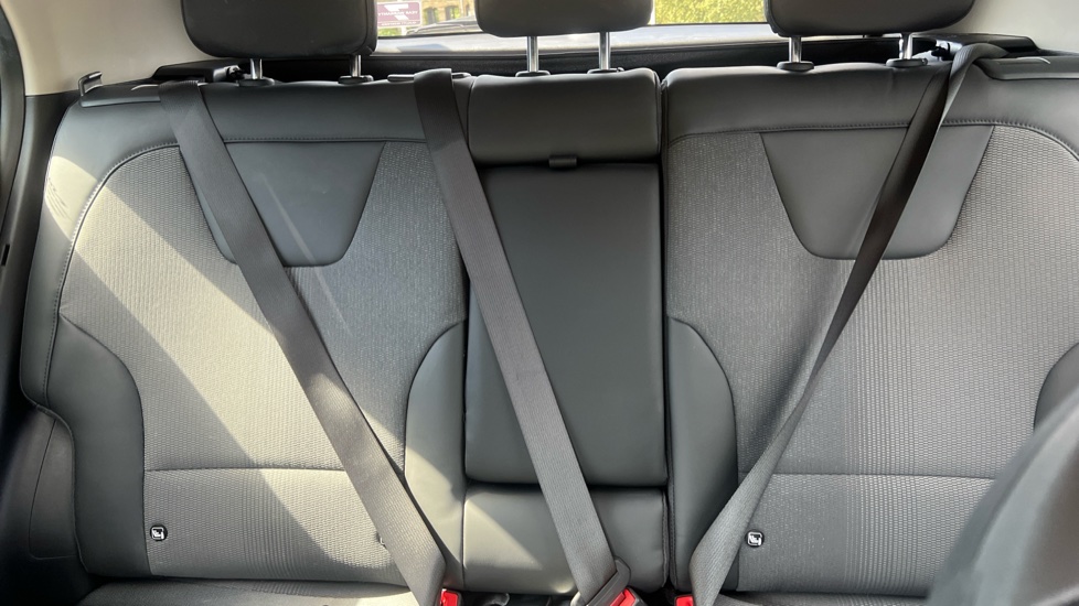 Kia Niro 1.6 GDi Hybrid 3 5dr DCT Hybrid Estate - Image 15
