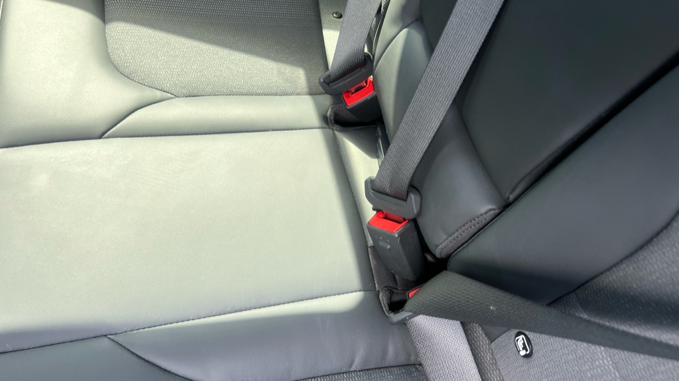Kia Niro 1.6 GDi Hybrid 3 5dr DCT Hybrid Estate - Image 17