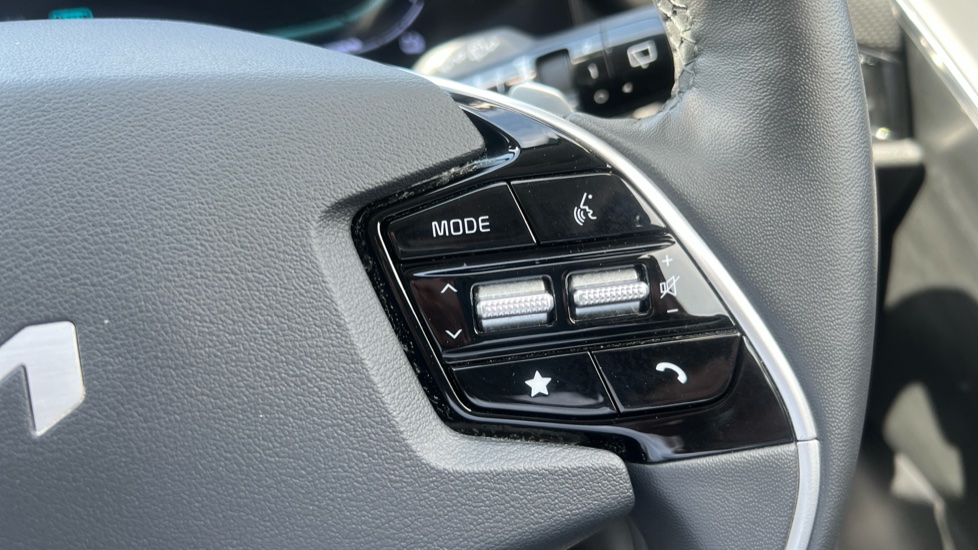 Kia Niro 1.6 GDi Hybrid 3 5dr DCT Hybrid Estate - Image 22