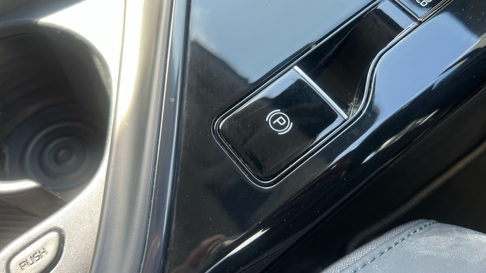Kia Niro 1.6 GDi Hybrid 3 5dr DCT Hybrid Estate - Image 32