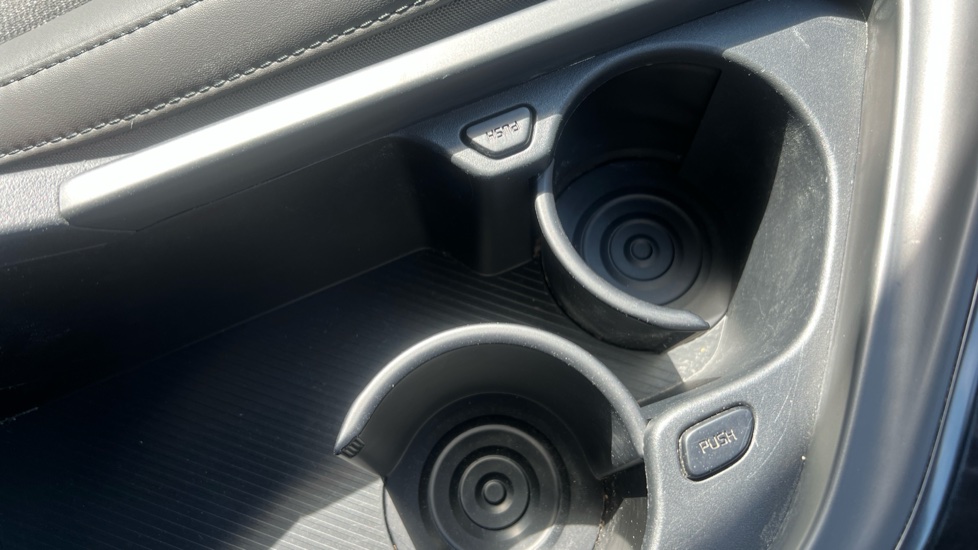 Kia Niro 1.6 GDi Hybrid 3 5dr DCT Hybrid Estate - Image 33