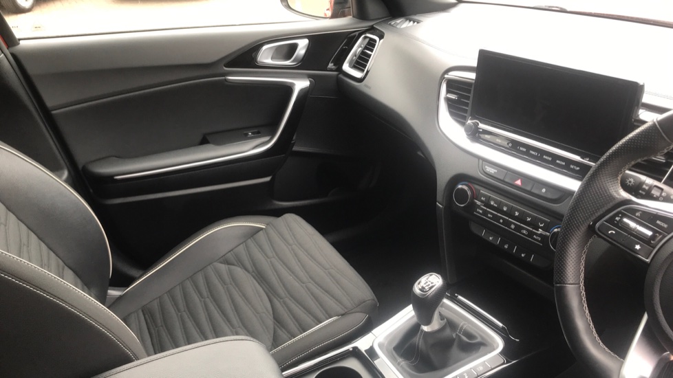 Kia Pro Ceed 1.5T GDi ISG GT-Line 5dr Petrol Estate - Image 14