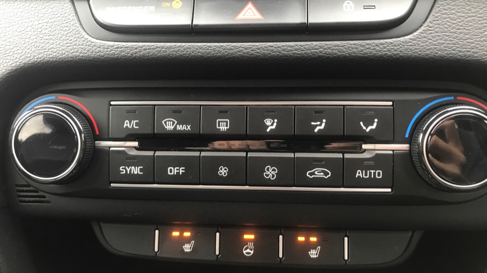 Kia Pro Ceed 1.5T GDi ISG GT-Line 5dr Petrol Estate - Image 27