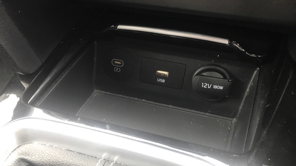 Kia Pro Ceed 1.5T GDi ISG GT-Line 5dr Petrol Estate - Image 29