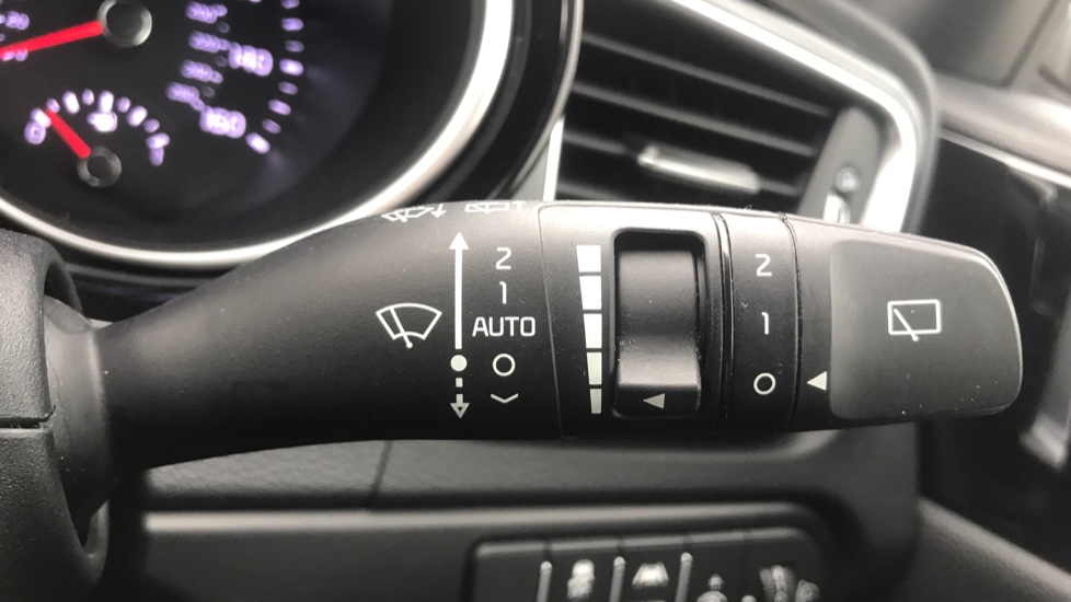 Kia Pro Ceed 1.5T GDi ISG GT-Line 5dr Petrol Estate - Image 36