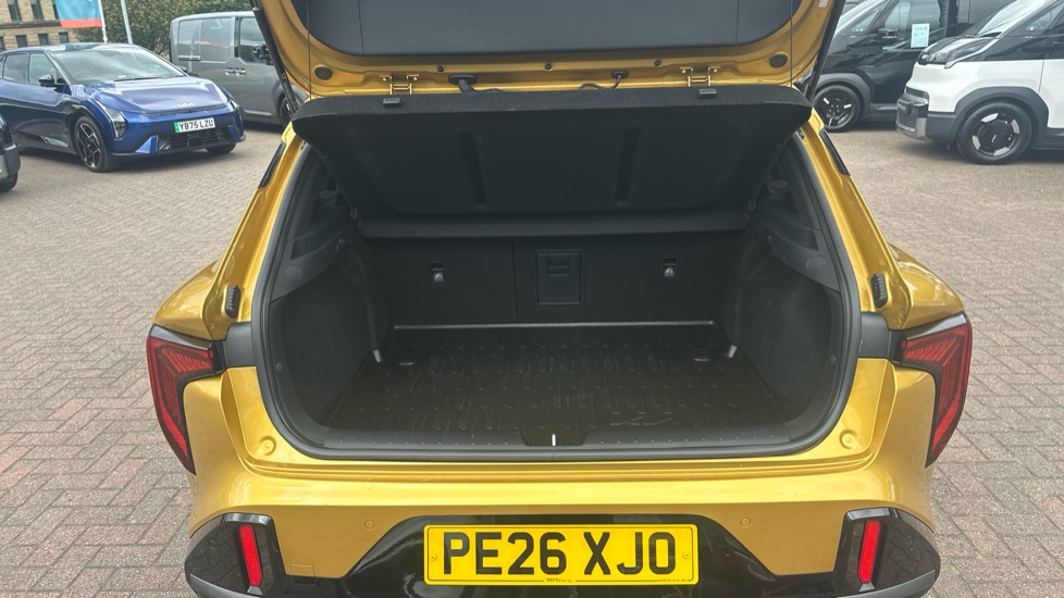 Kia K4 1.0T-GDi 115 48V GT-Line 5dr DCT Petrol Hatchback - Image 4