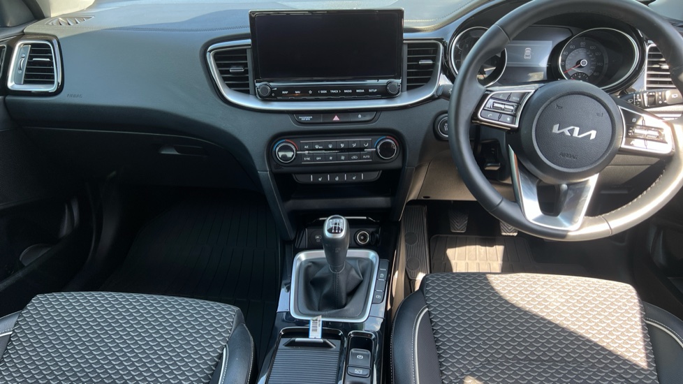 Kia Xceed 1.5T GDi ISG 138 3 5dr Petrol Hatchback - Image 10