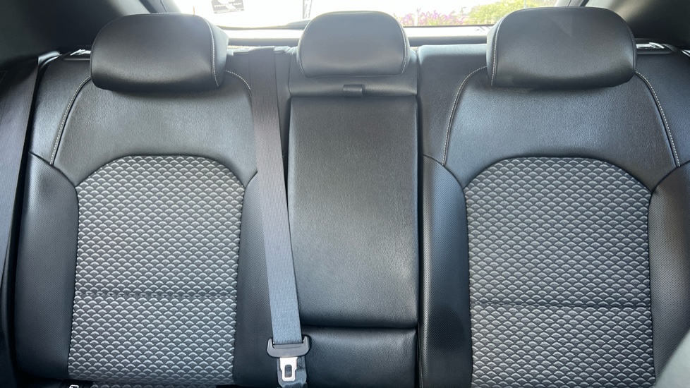 Kia Xceed 1.5T GDi ISG 138 3 5dr Petrol Hatchback - Image 15