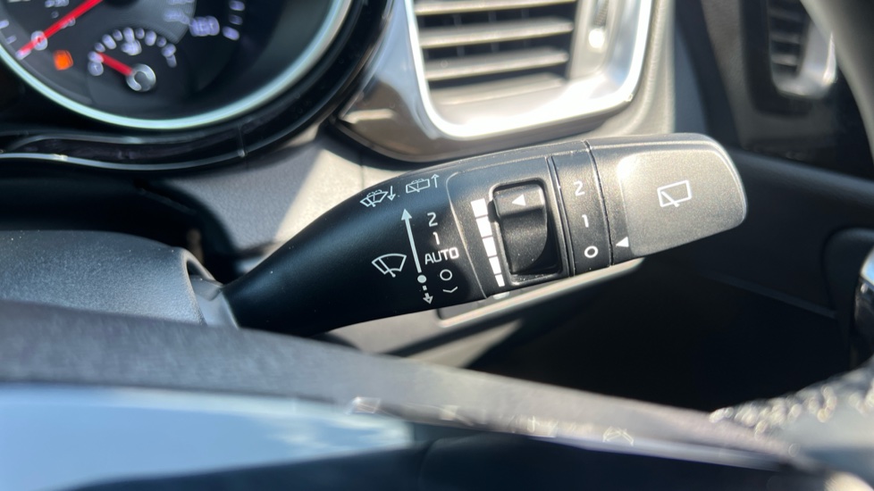 Kia Xceed 1.5T GDi ISG 138 3 5dr Petrol Hatchback - Image 23