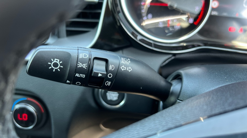 Kia Xceed 1.5T GDi ISG 138 3 5dr Petrol Hatchback - Image 24