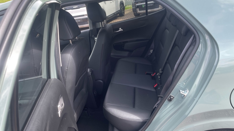 Kia Picanto 1.2 GT-line S 5dr Petrol Hatchback - Image 16