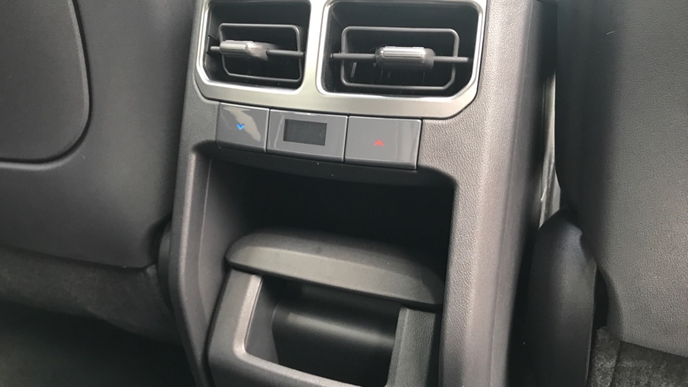 Kia EV5 160kW GT-Line S 81.4kWh 5dr Auto Electric Estate - Image 44