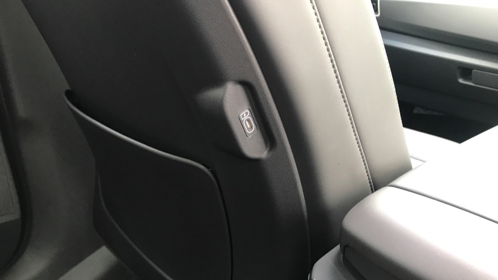 Kia EV5 160kW GT-Line S 81.4kWh 5dr Auto Electric Estate - Image 45