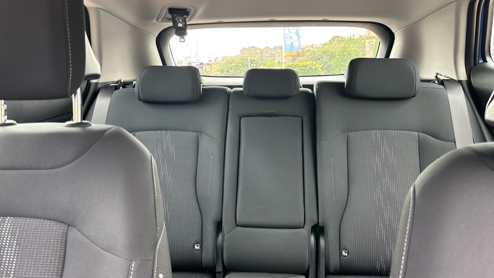 Kia Sportage 1.6T GDi HEV Pure 5dr Auto Hybrid Estate - Image 15