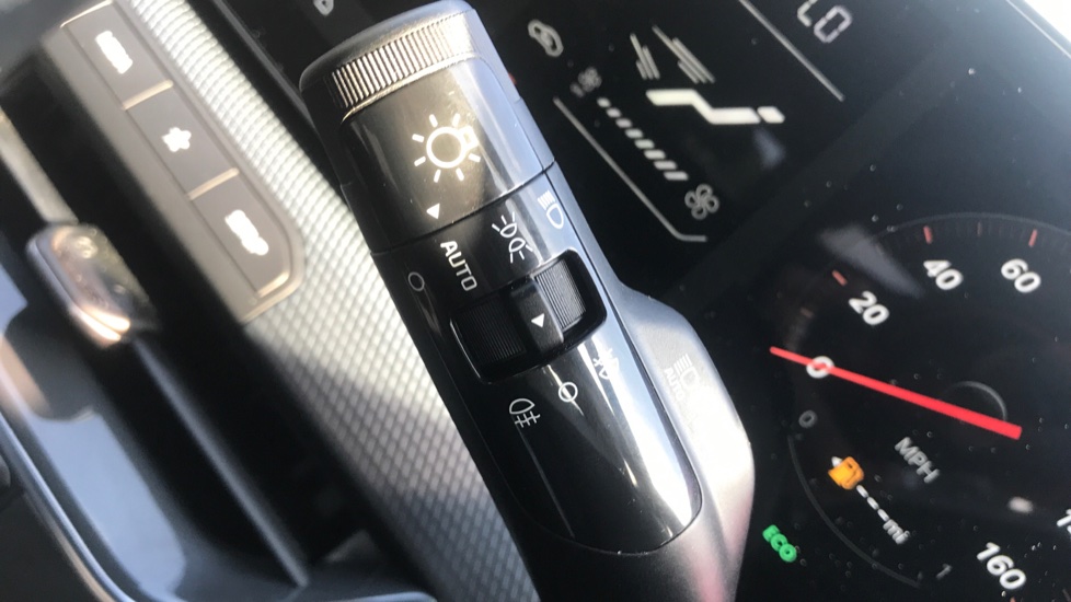 Kia K4 1.0T-GDi 115 48V GT-Line 5dr DCT Petrol Hatchback - Image 39