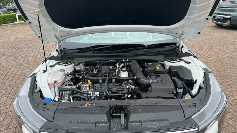 Kia K4 1.0T-GDi 115 48V GT-Line S 5dr DCT Petrol Hatchback - Image 8