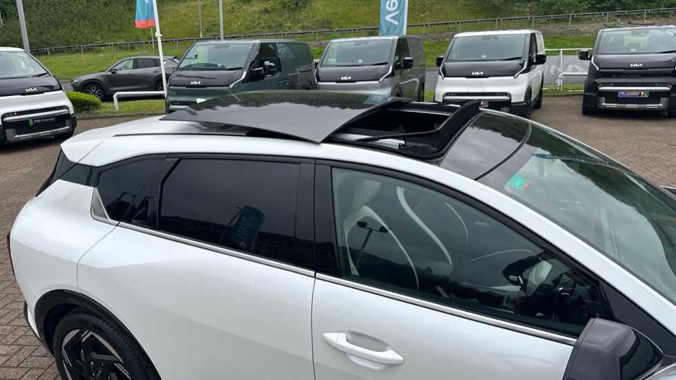 Kia K4 1.0T-GDi 115 48V GT-Line S 5dr DCT Petrol Hatchback - Image 34