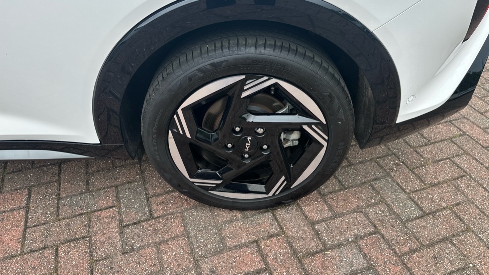 Kia K4 1.0T-GDi 115 48V GT-Line S 5dr DCT Petrol Hatchback - Image 40