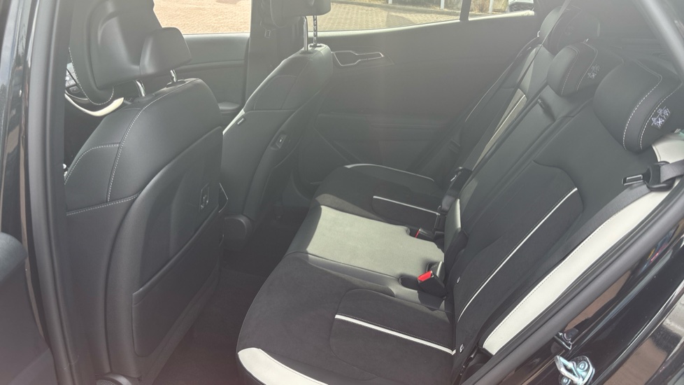 Kia Sportage 1.6T GDi GT-Line 5dr DCT Petrol Estate - Image 16