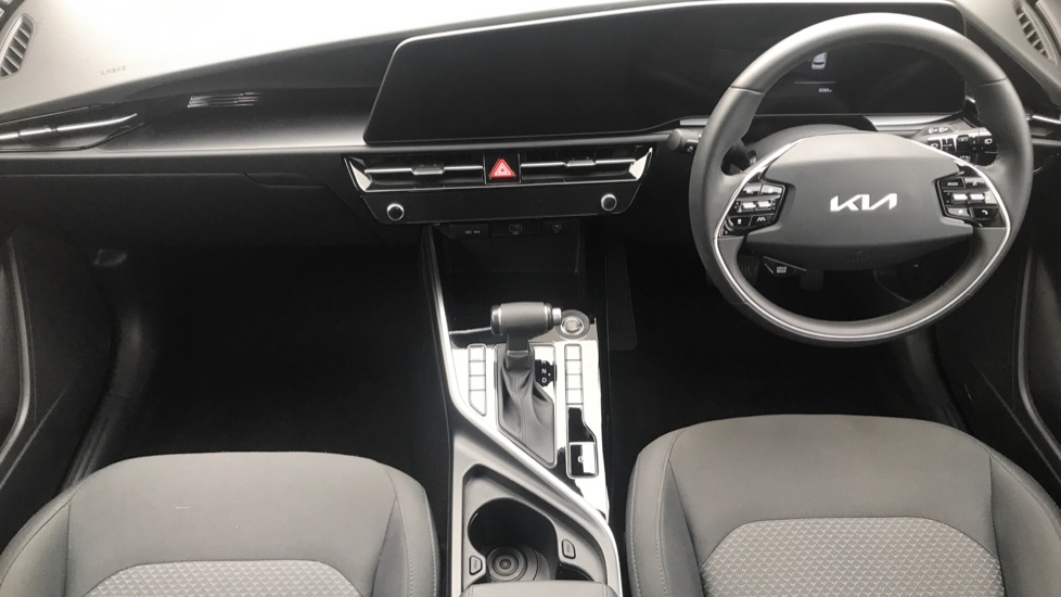 Kia Niro 1.6 GDi 136 Hybrid Pure 5dr DCT Hybrid Estate - Image 10