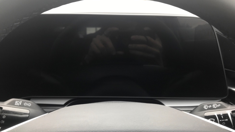 Kia Niro 1.6 GDi 136 Hybrid Pure 5dr DCT Hybrid Estate - Image 18