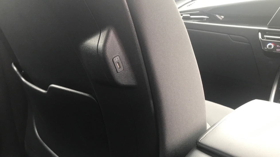 Kia Niro 1.6 GDi 136 Hybrid Pure 5dr DCT Hybrid Estate - Image 37