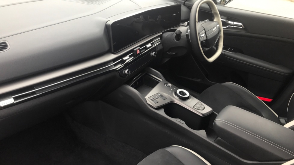 Kia Sportage 1.6T GDi GT-Line 5dr DCT Petrol Estate - Image 9