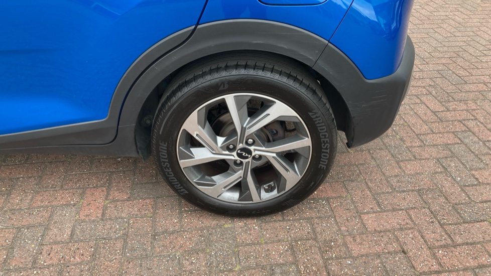 Kia Stonic 1.0T GDi 48V 98 GT-Line S 5dr DCT Petrol Estate - Image 28