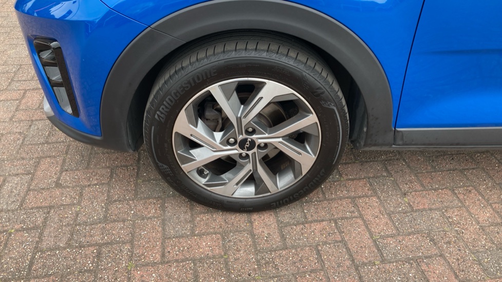 Kia Stonic 1.0T GDi 48V 98 GT-Line S 5dr DCT Petrol Estate - Image 30