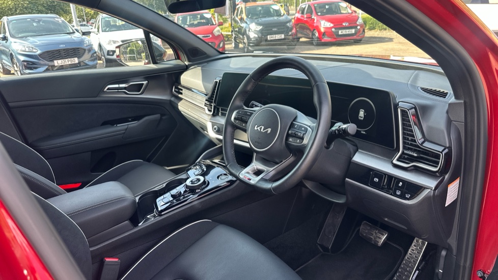 Kia Sportage 1.6T GDi 207 HEV GT-Line S 5dr Auto Hybrid Estate - Image 11